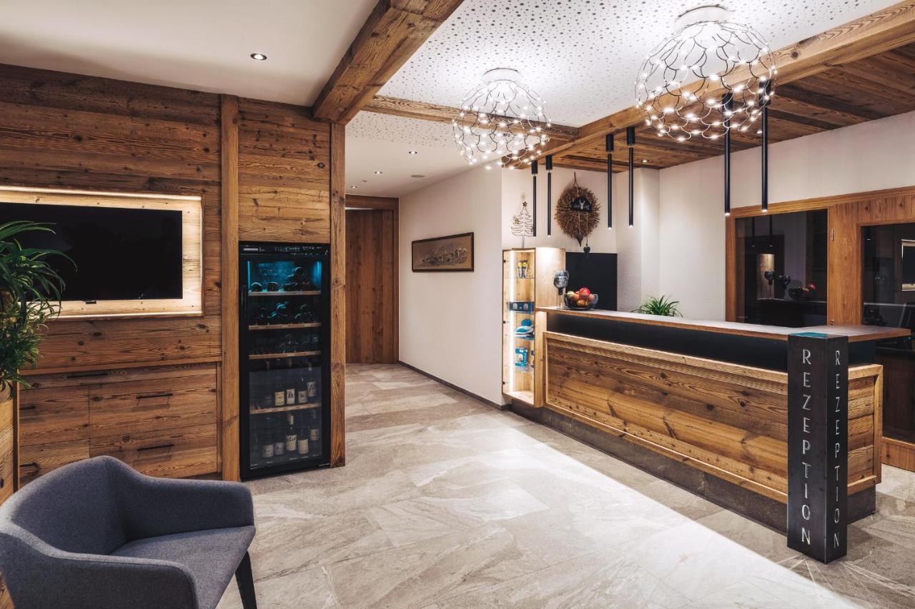 Alpenheimat Laurschhof Hotel Fiss Buitenkant foto